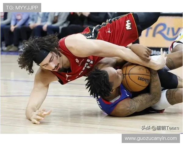 巴特勒半场表现抢眼独自发力16分4板3助力助球队争胜